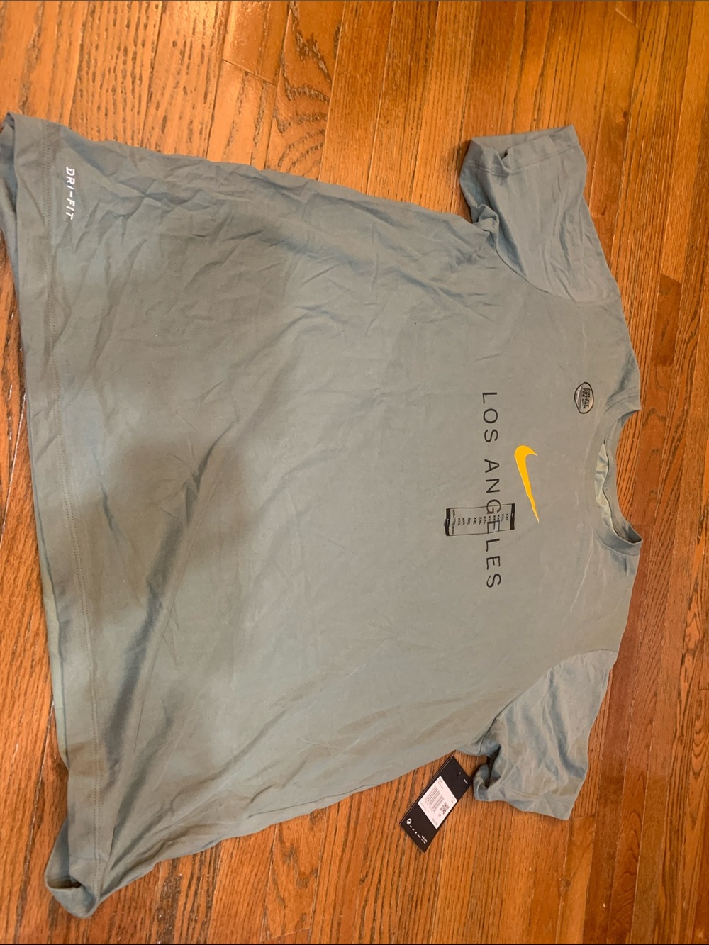 Nike Men's green Los Angeles Graphic Short-Sleeve Tee with Yellow Swoosh